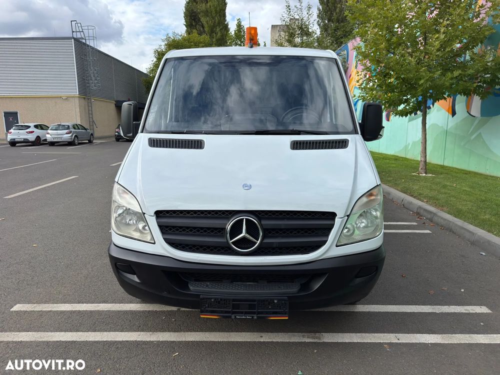 Mercedes-Benz Sprinter - 16