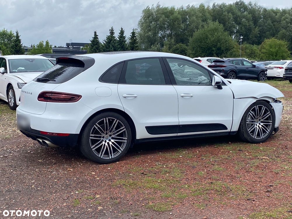 Porsche Macan S - 11