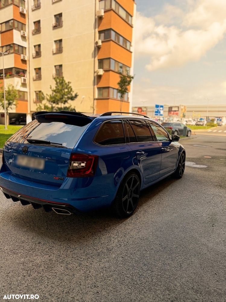 Skoda Octavia 2.0 TDI DSG RS - 6