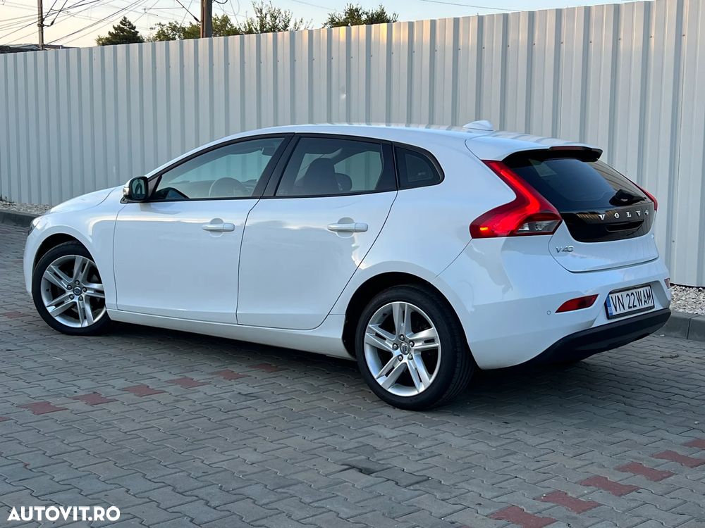 Volvo V40 D2 - 3