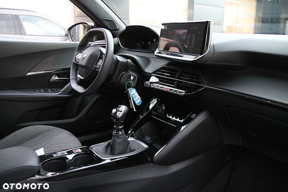 Peugeot 2008 - 21