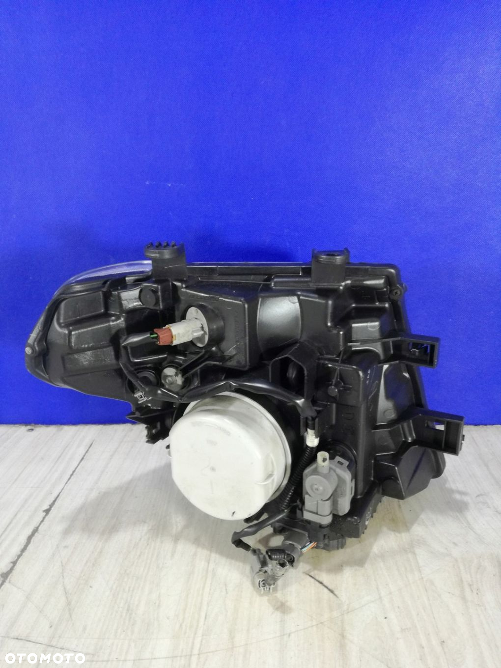 Nissan Navara III D40 2005/2010 lampa reflektor przód lewa Xenon Anglik - 2