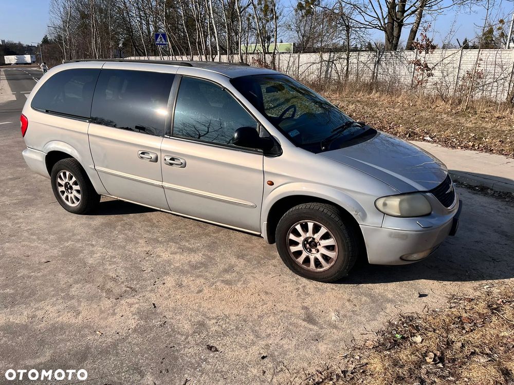 Chrysler Grand Voyager 3.3L Limited - 29