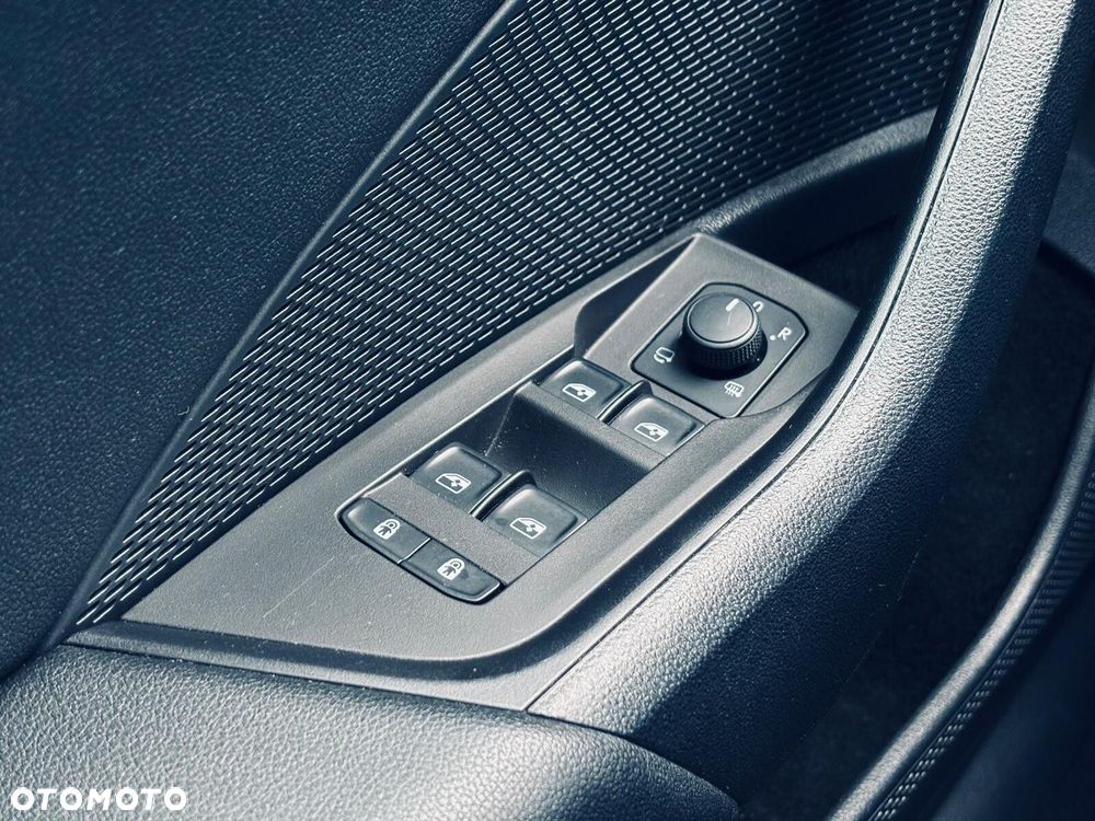 Skoda Octavia 2.0 TDI SCR Ambition - 30