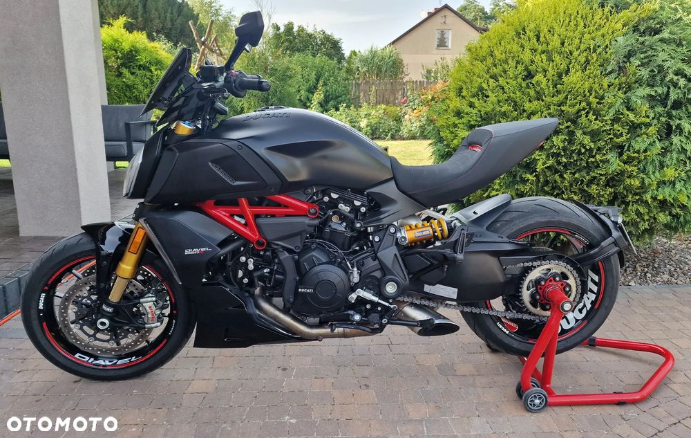 Ducati Diavel - 2