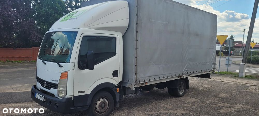 Nissan cabstar - 3