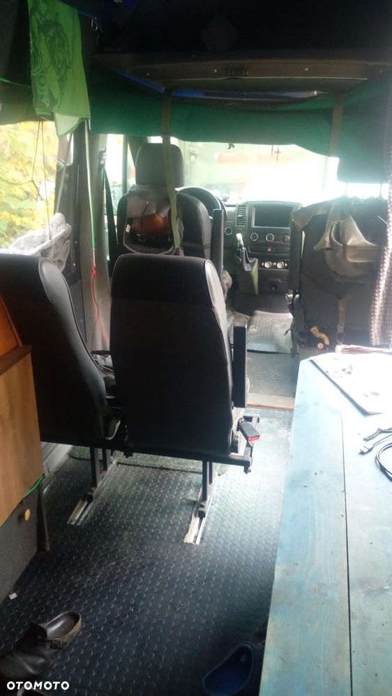 Mercedes-Benz Sprinter - 19