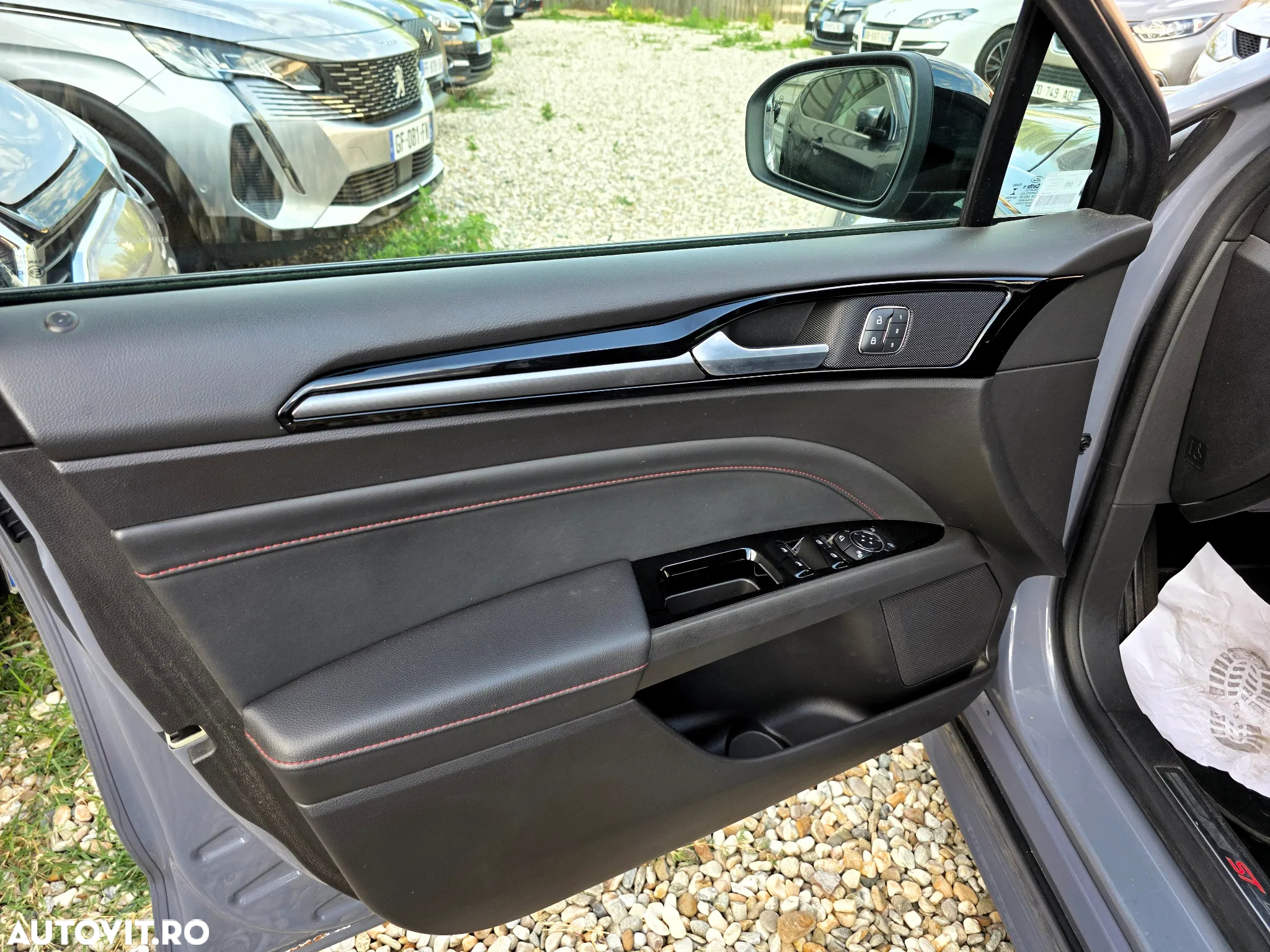 Ford Mondeo 2.0 EcoBlue Aut. ST-Line - 24