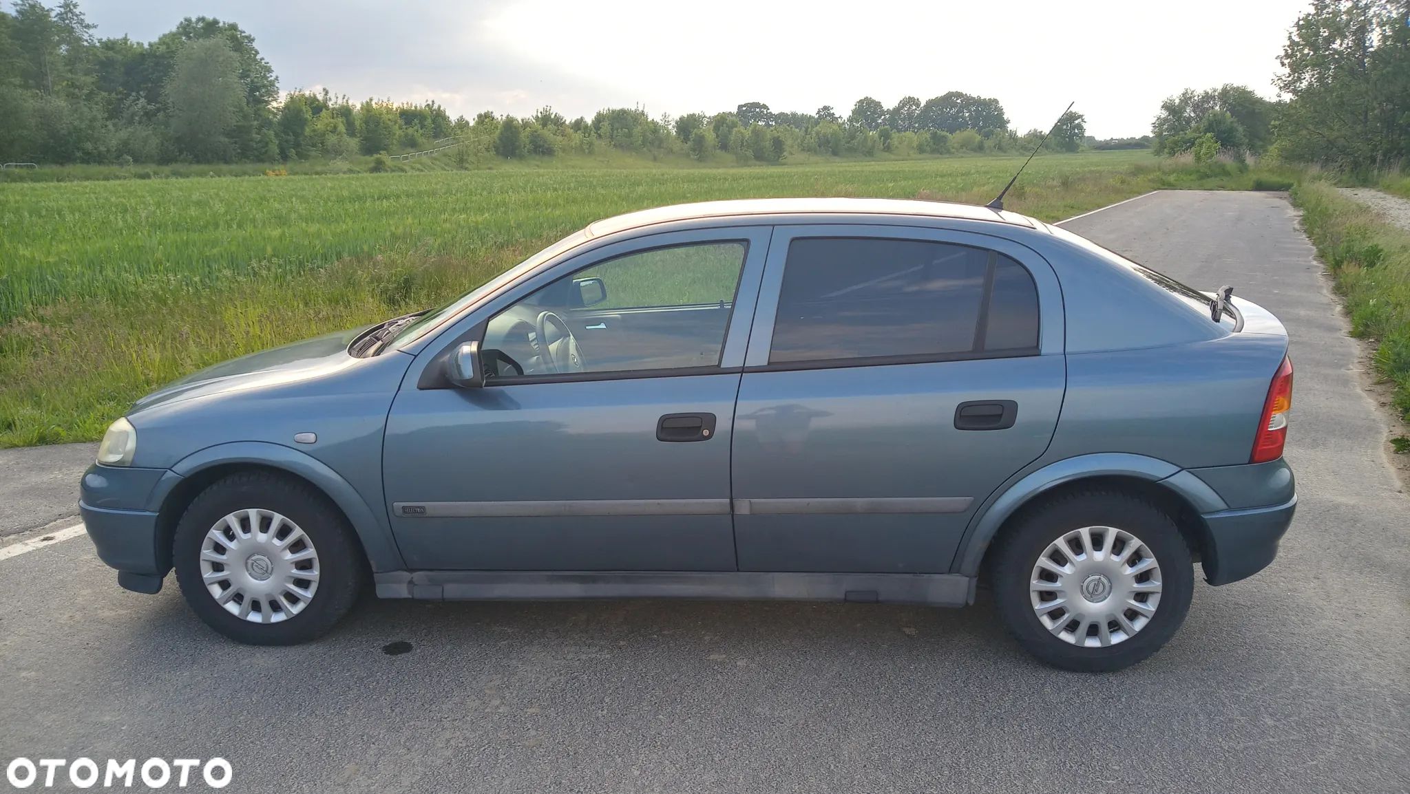Opel Astra - 1