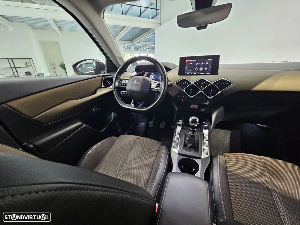 DS DS3 Crossback PureTech 100 CHIC - 12