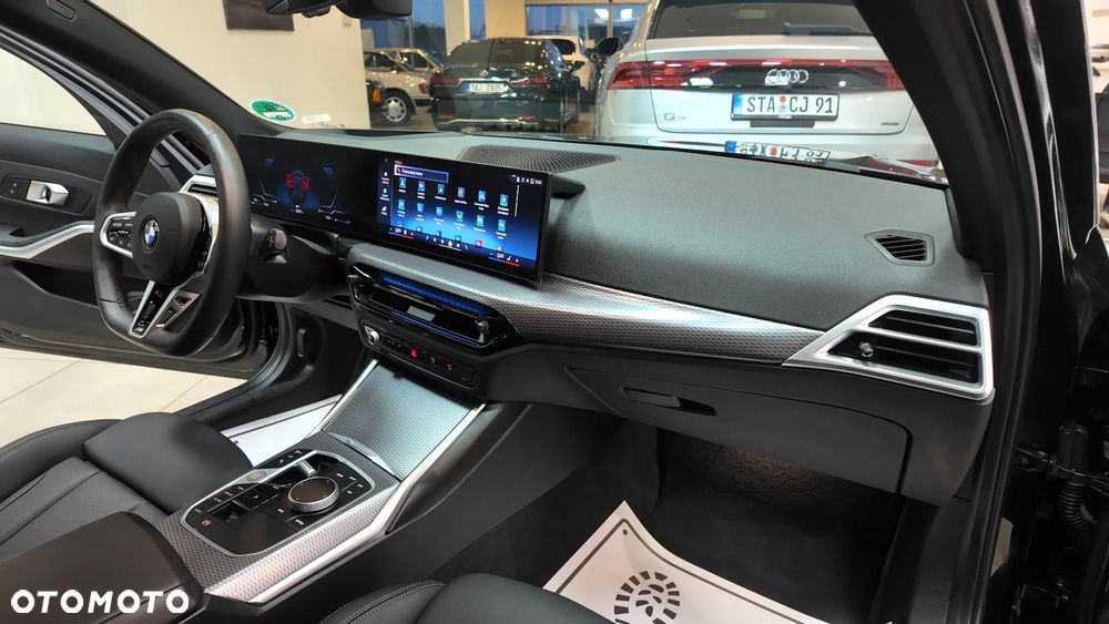 BMW Seria 3 320d xDrive M Sport - 30