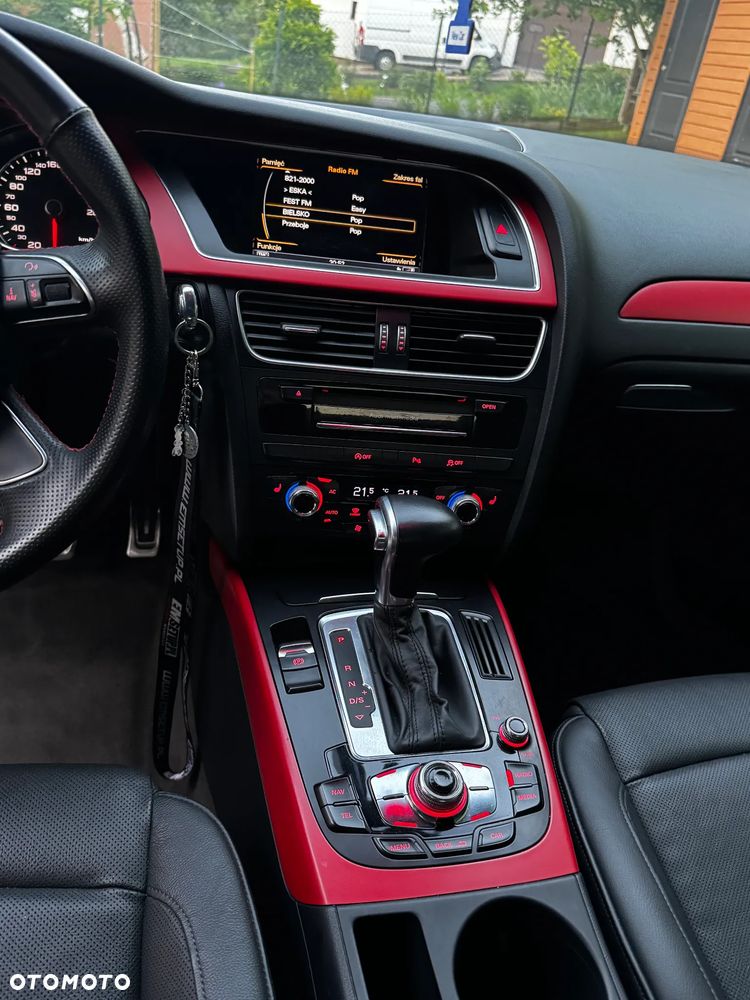 Audi A4 Limousine - 17