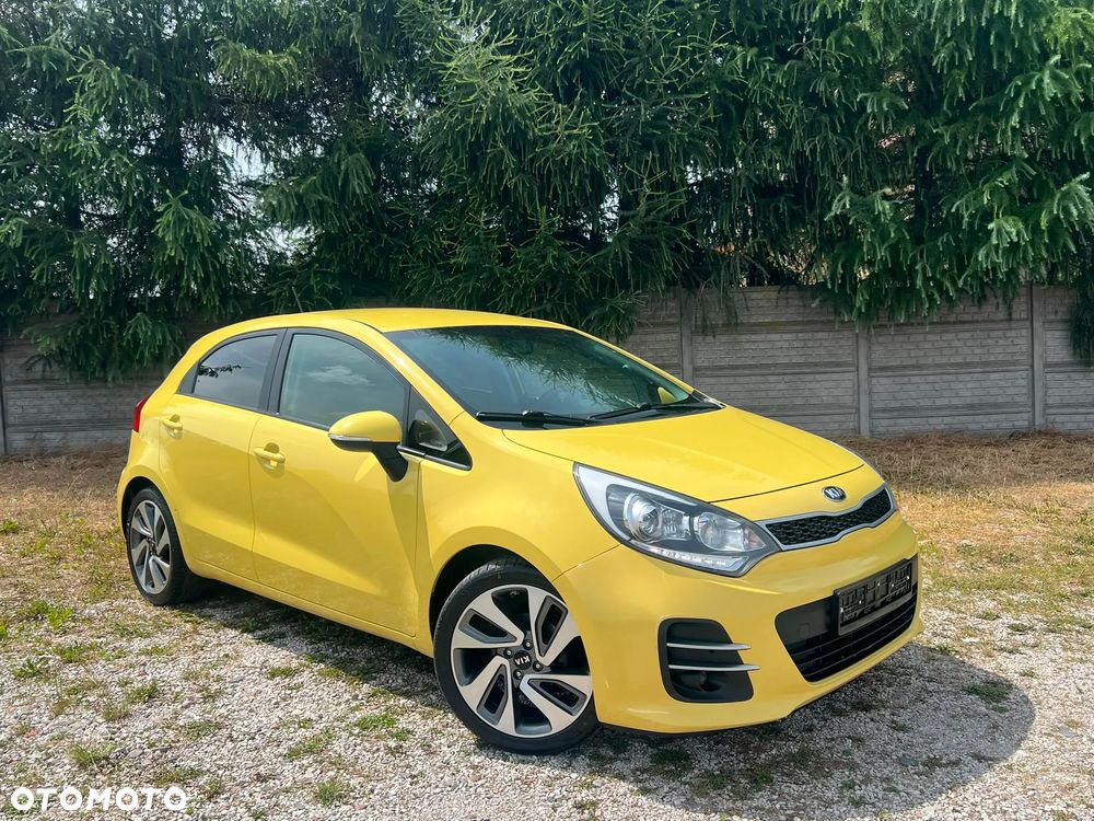 Kia Rio 1.2 Dream Team Edition - 4