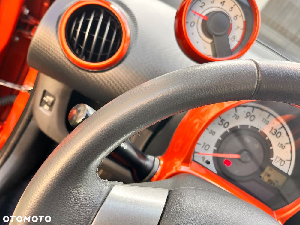 Toyota Aygo Cool&Go - 32