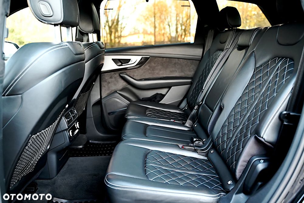 Audi SQ7 - 16