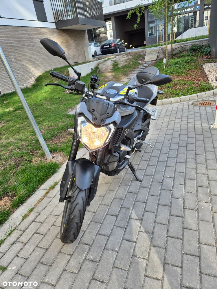 Yamaha MT - 11