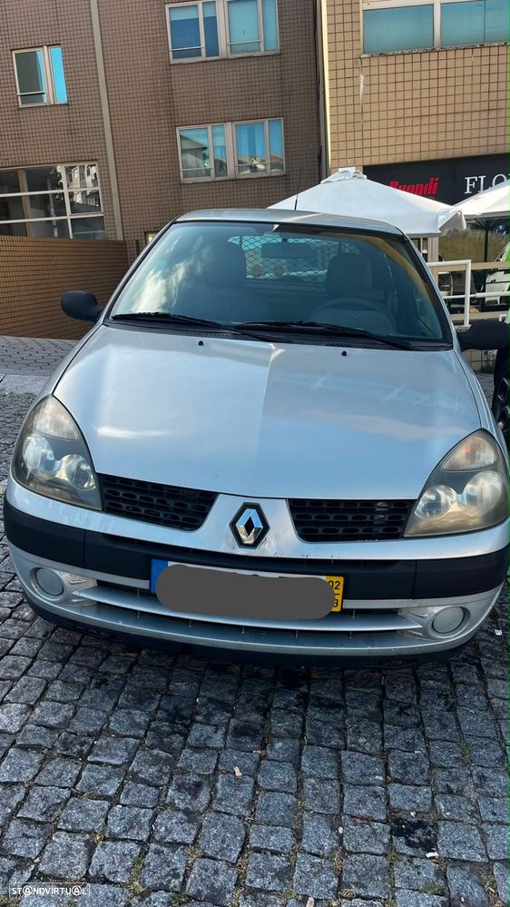 Renault Clio - 2