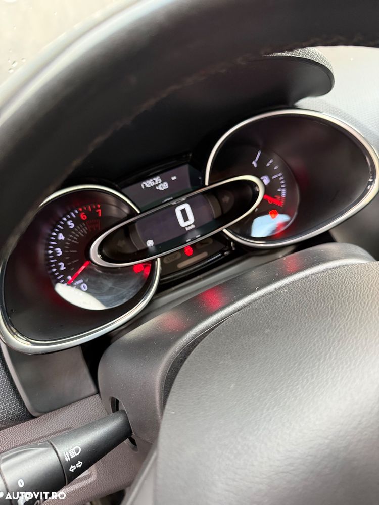 Renault Clio - 14