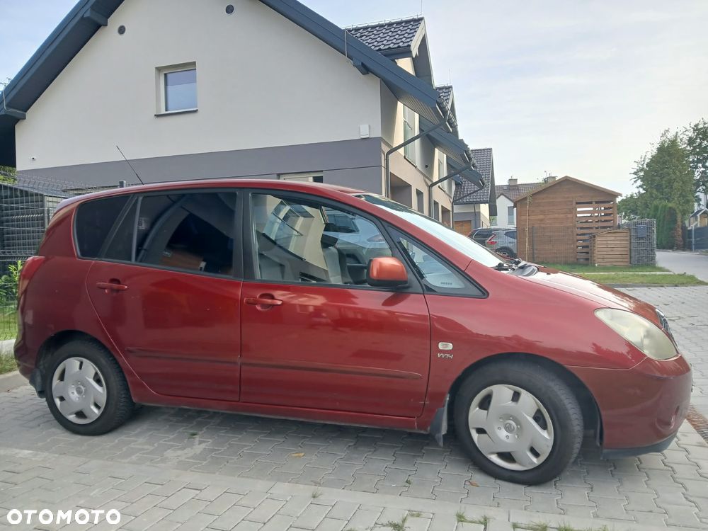 Toyota Corolla Verso 1.6 Terra - 4