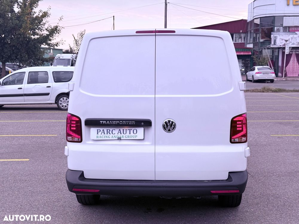 Volkswagen Transporter - 11