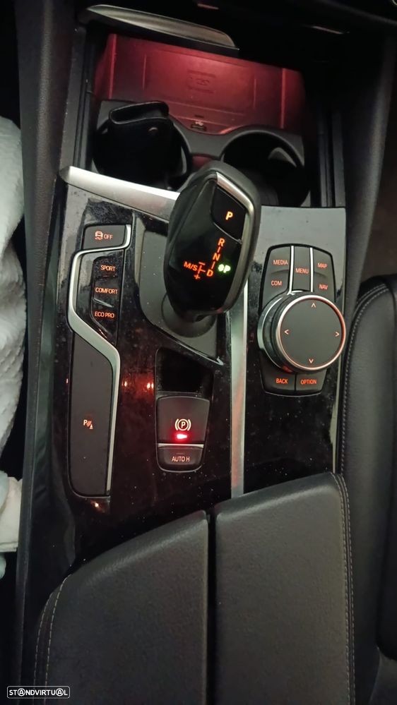 BMW 520 d Auto - 10
