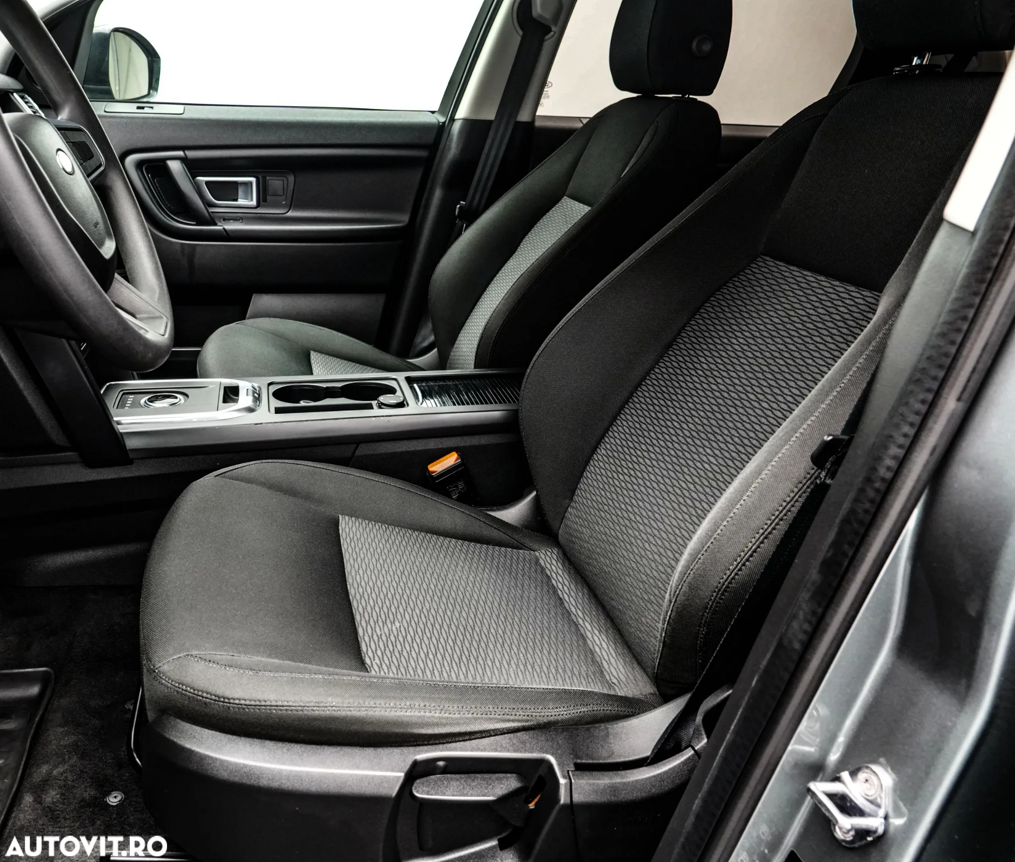 Land Rover Discovery Sport 2.0 l TD4 HSE Aut. - 14