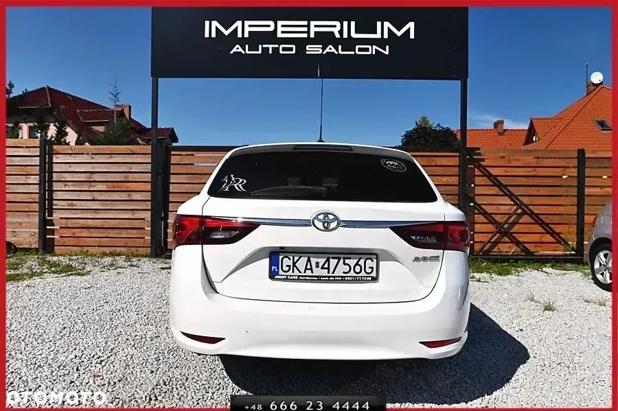 Toyota Avensis Touring Sports 1.6 D-4D Executive - 13