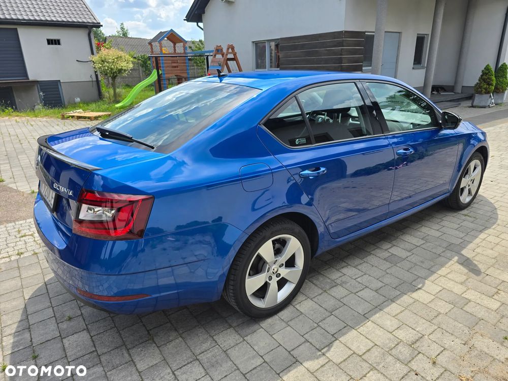Skoda Octavia 1.5 TSI ACT Style DSG - 2