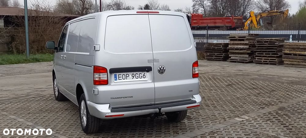 Volkswagen Transporter T5 - 9