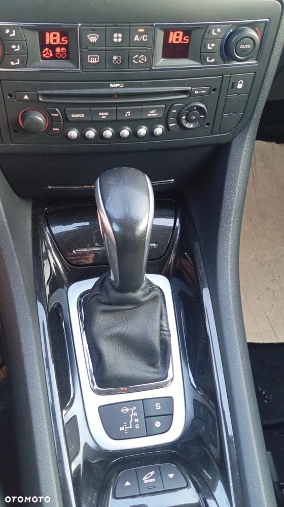 Citroën C5 2.7 HDi V6 Exclusive - 4