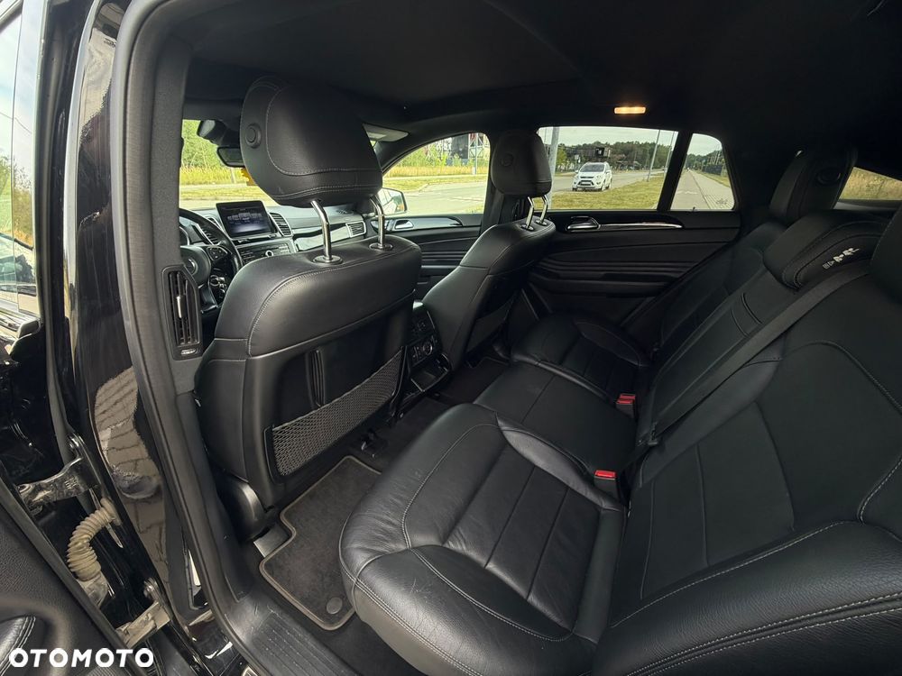 Mercedes-Benz GLE - 21