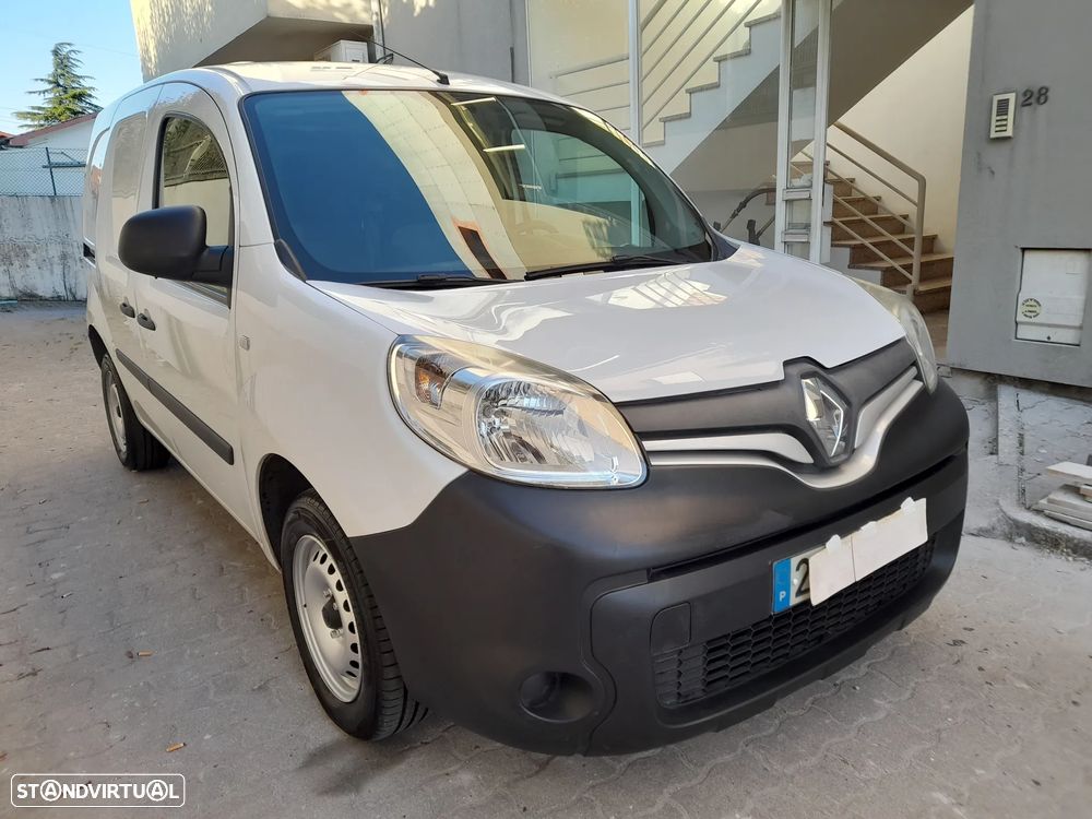 Renault Kangoo 1.5 Dci A/C 3Lugares Nacional - 3