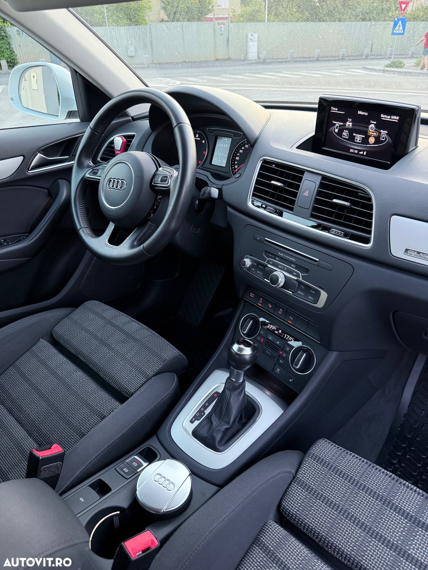 Audi Q3 2.0 TDI Quattro Stronic - 25