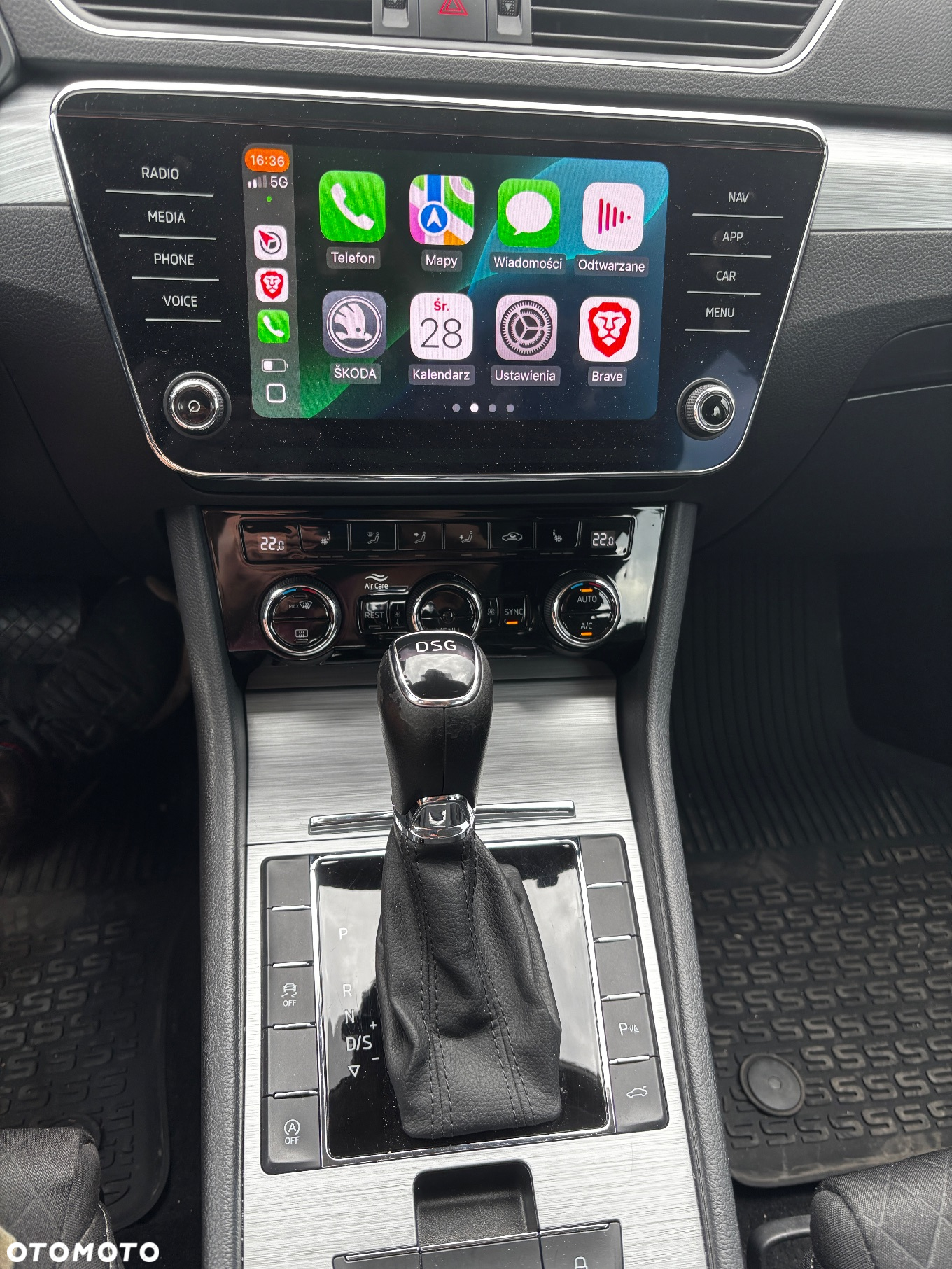 Skoda Superb 2.0 TDI Ambition DSG - 17