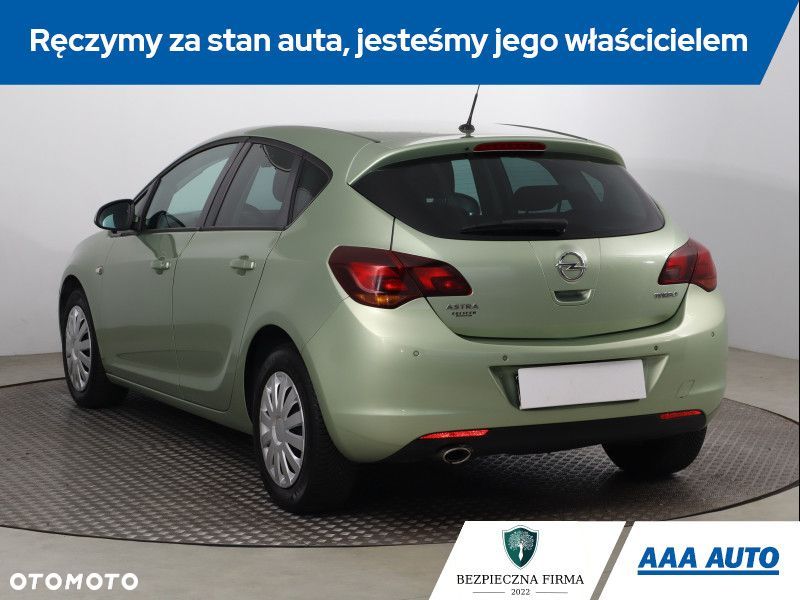 Opel Astra - 6