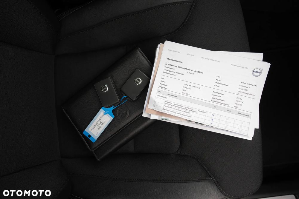 Volvo XC 60 D4 Geartronic Momentum Pro - 28