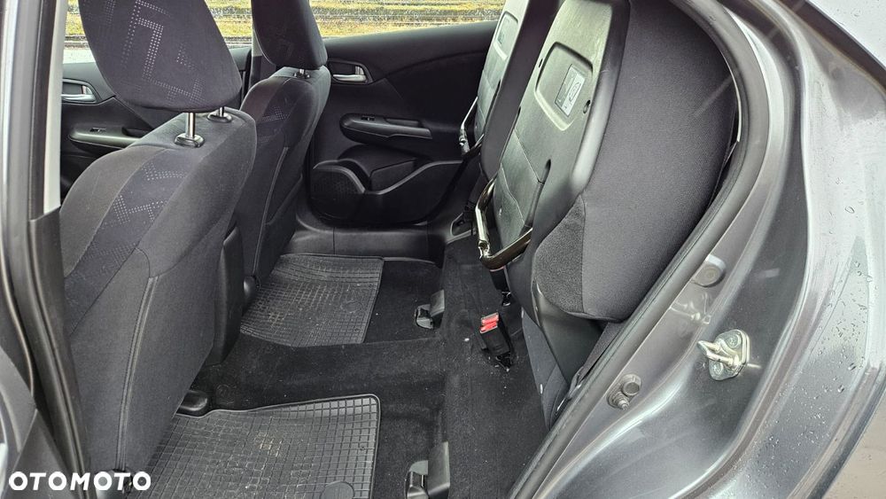 Honda Civic 1.4 Base / S - 9