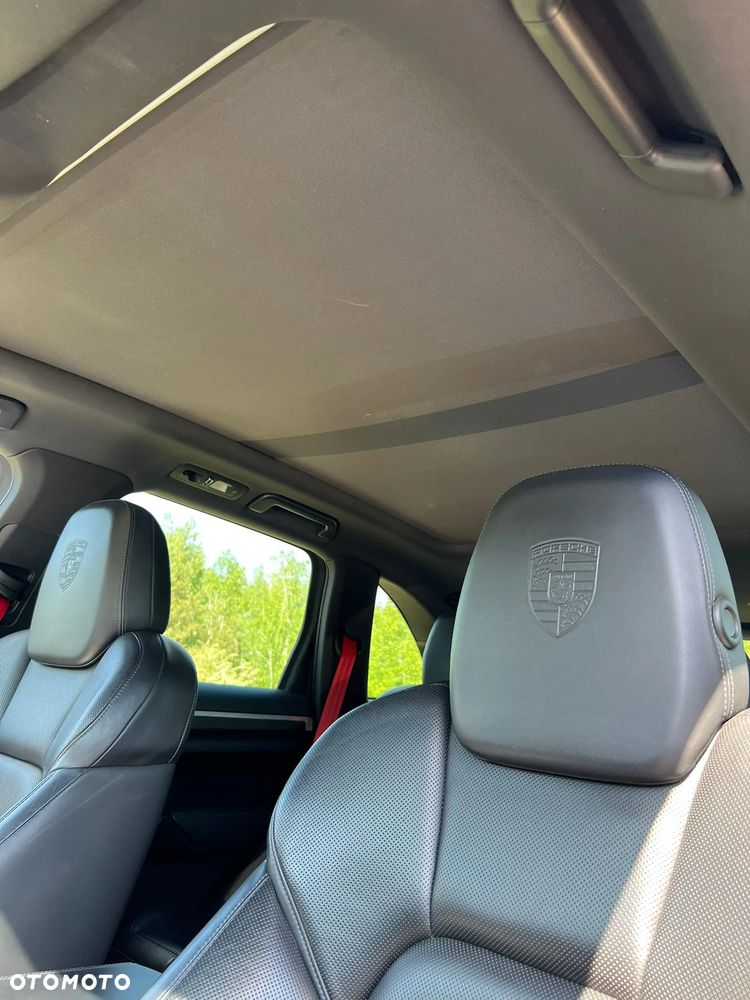 Porsche Cayenne - 20