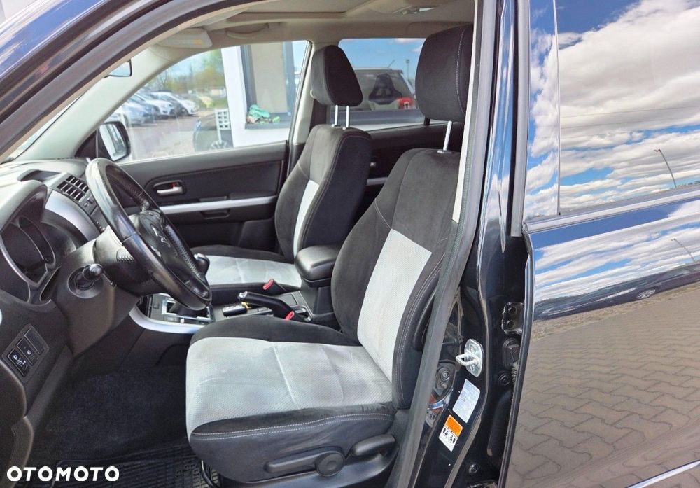 Suzuki Grand Vitara - 24