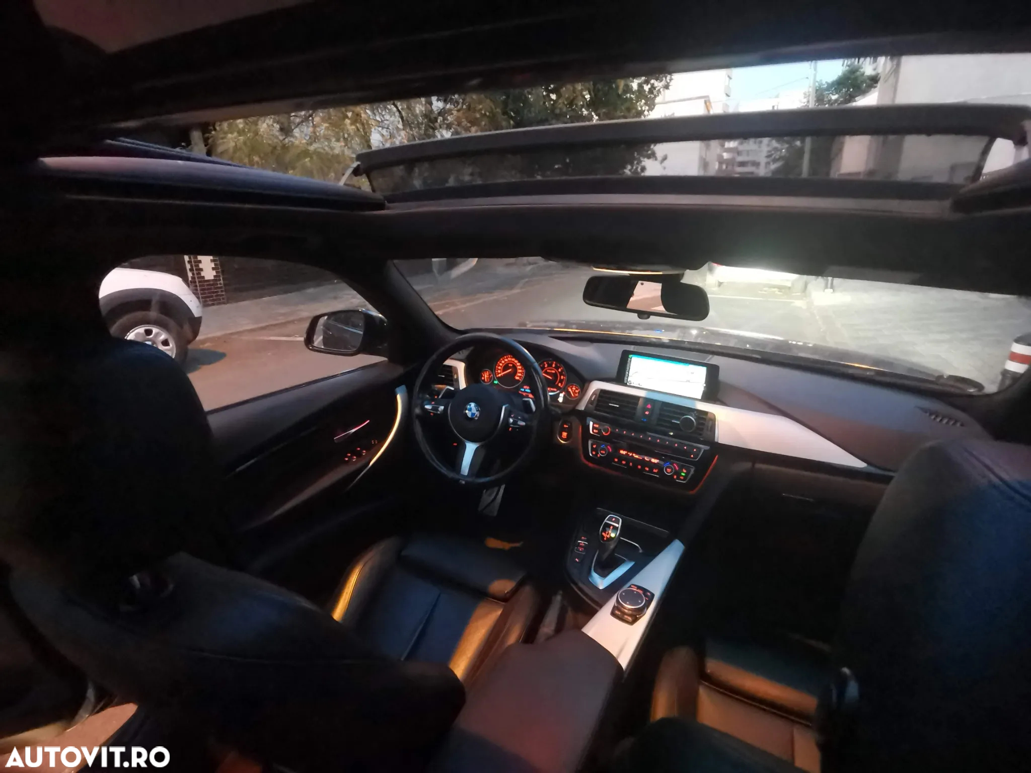 BMW Seria 3 320d Touring Aut. M Sport - 17