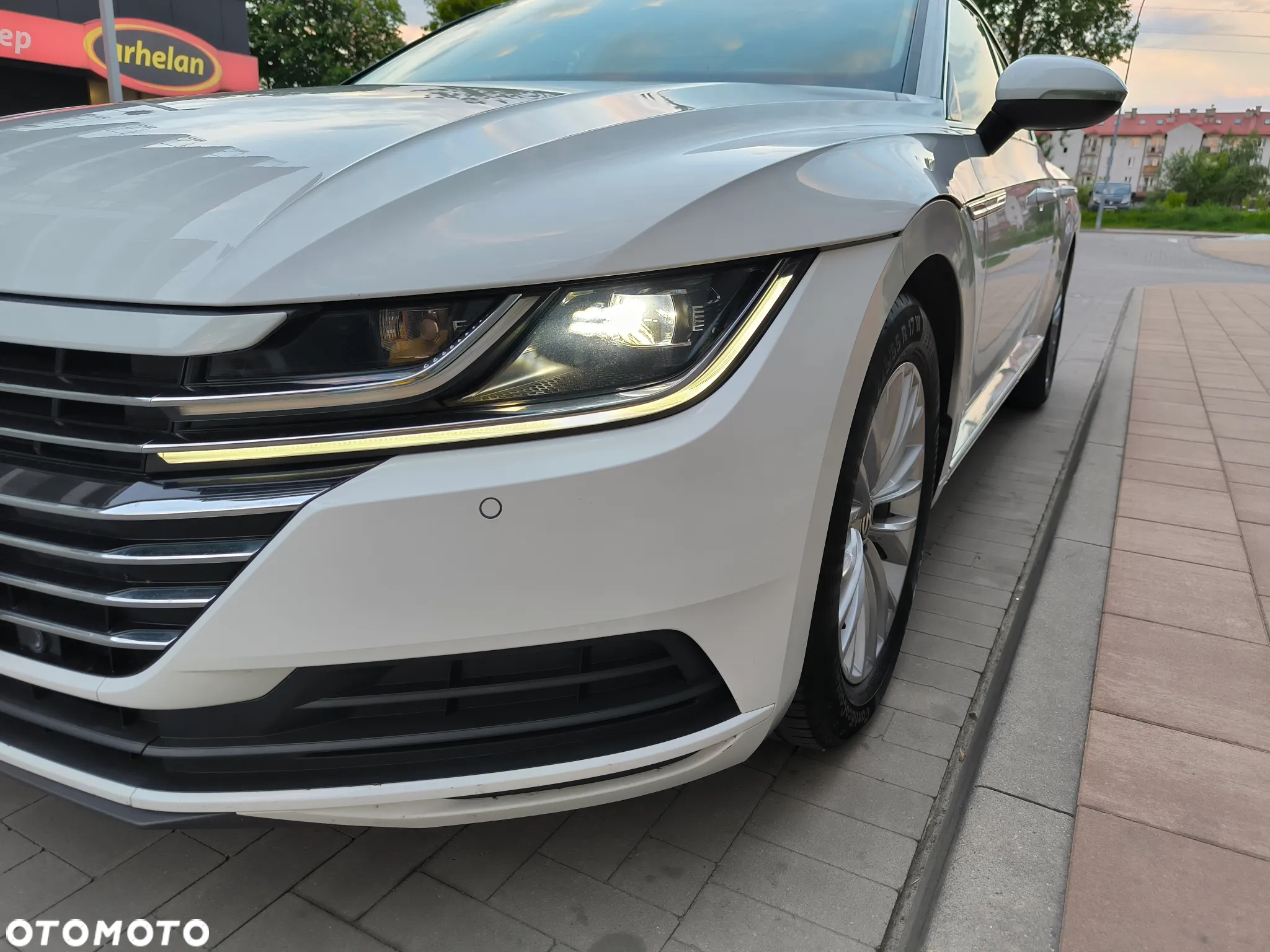 Volkswagen Arteon 2.0 TSI Elegance DSG - 8