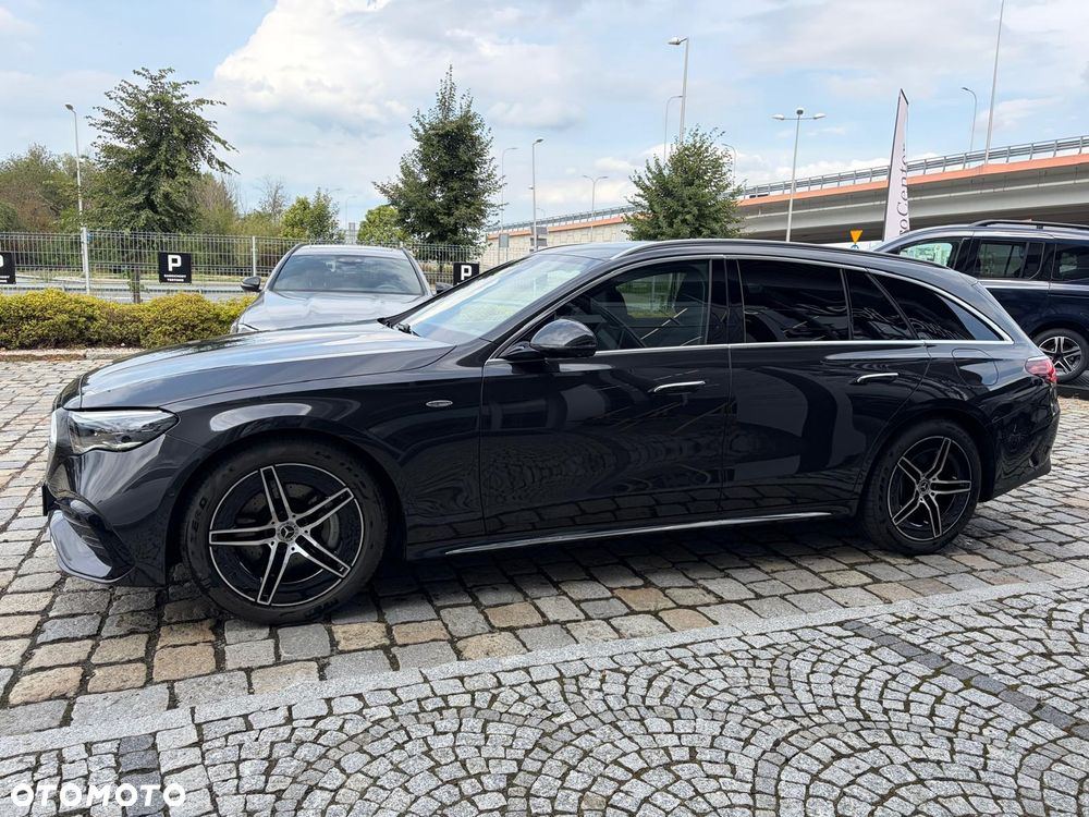 Mercedes-Benz Klasa E 300 de PHEV 4-Matic AMG 9G-Tronic - 7
