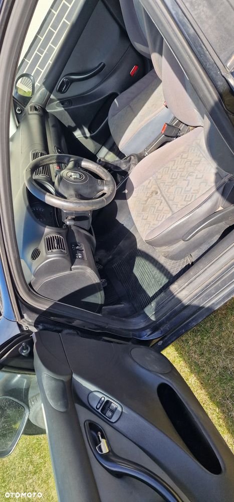 Seat Toledo 1.9 TDI Signo Emocion - 6