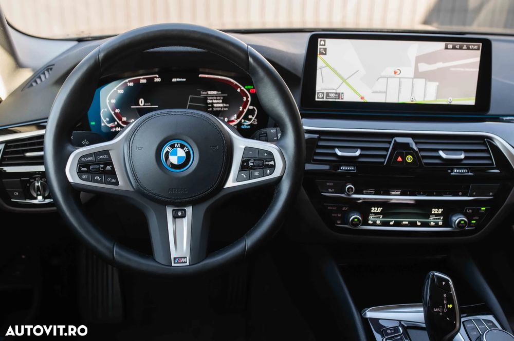 BMW Seria 5 530e xDrive Aut. Luxury Line - 29