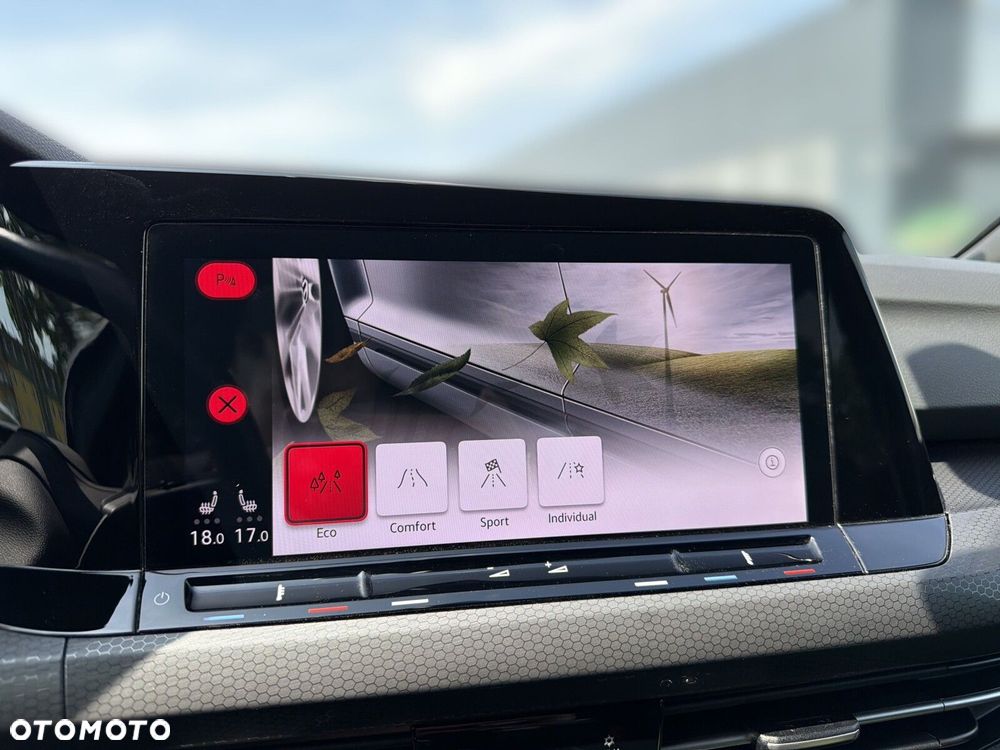 Volkswagen Golf 2.0 TSI GTI DSG - 23
