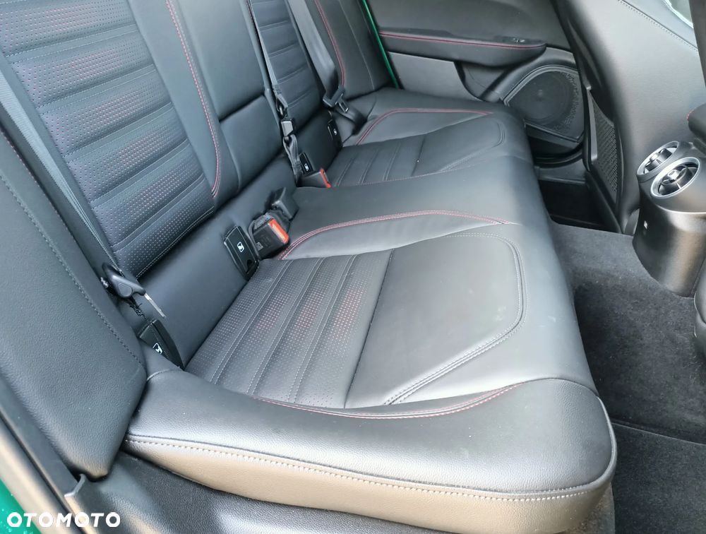 Alfa Romeo Giulia 2.0 Turbo Tributo Italiano Q4 - 22
