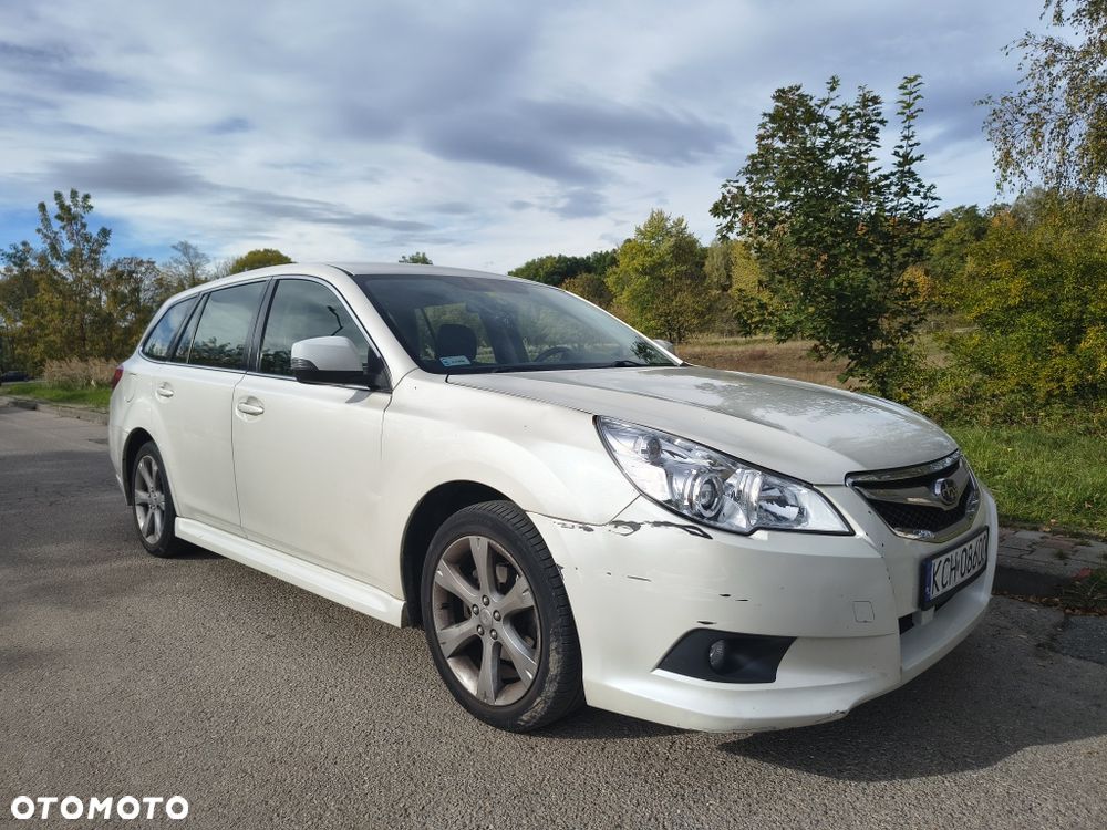 Subaru Legacy - 12