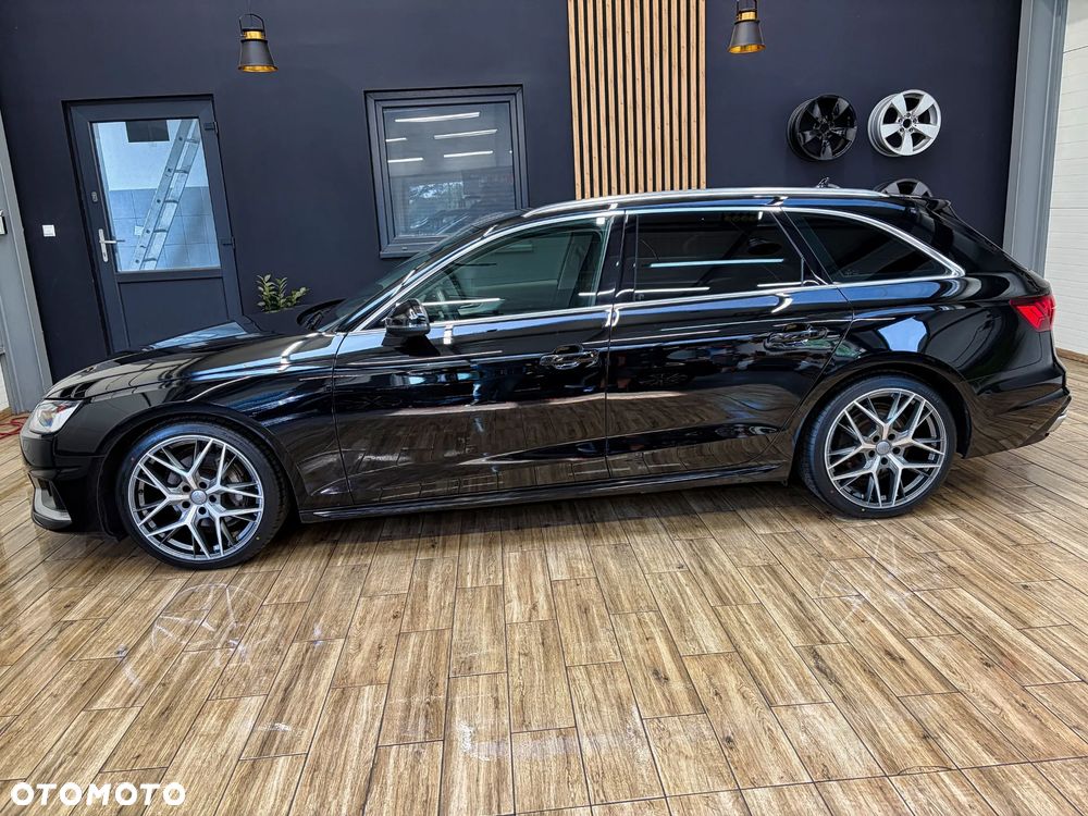 Audi A4 Avant 40 TDI quattro S tronic - 11
