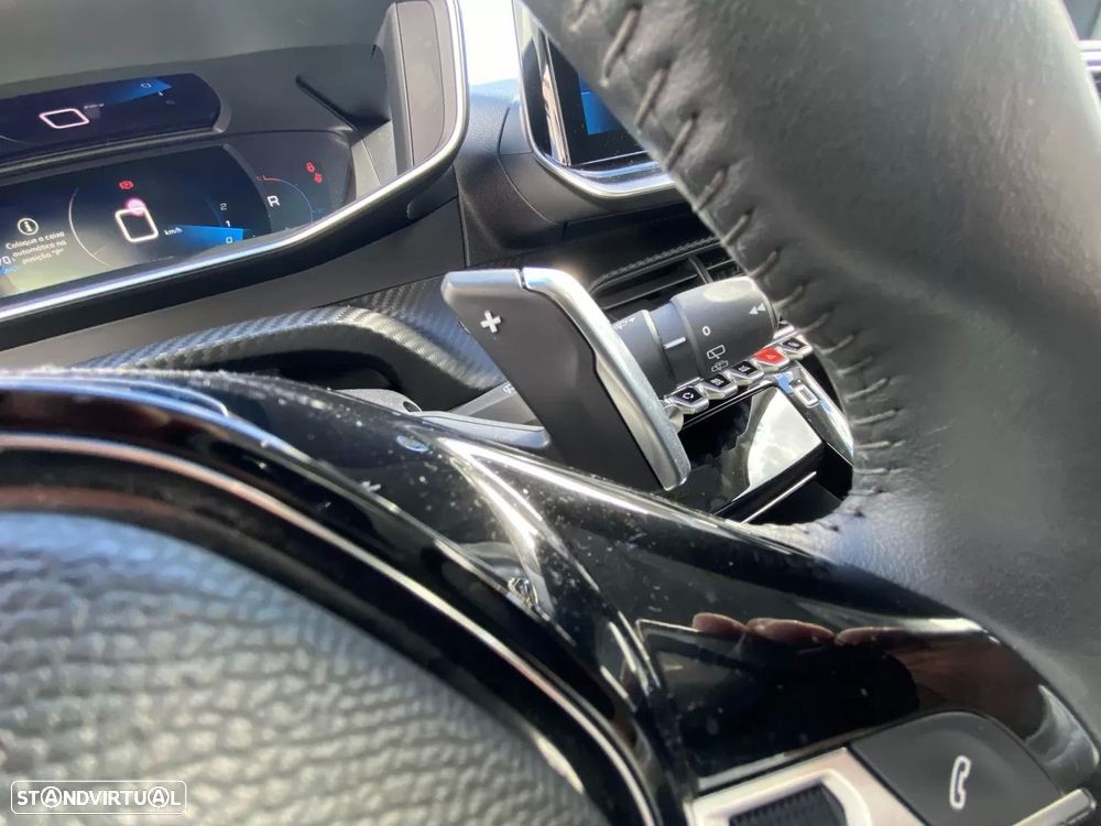 Peugeot 2008 1.2 PureTech Allure Pack EAT8 - 21