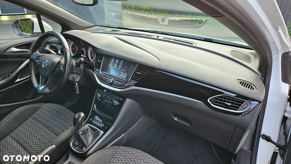 Opel Astra - 18